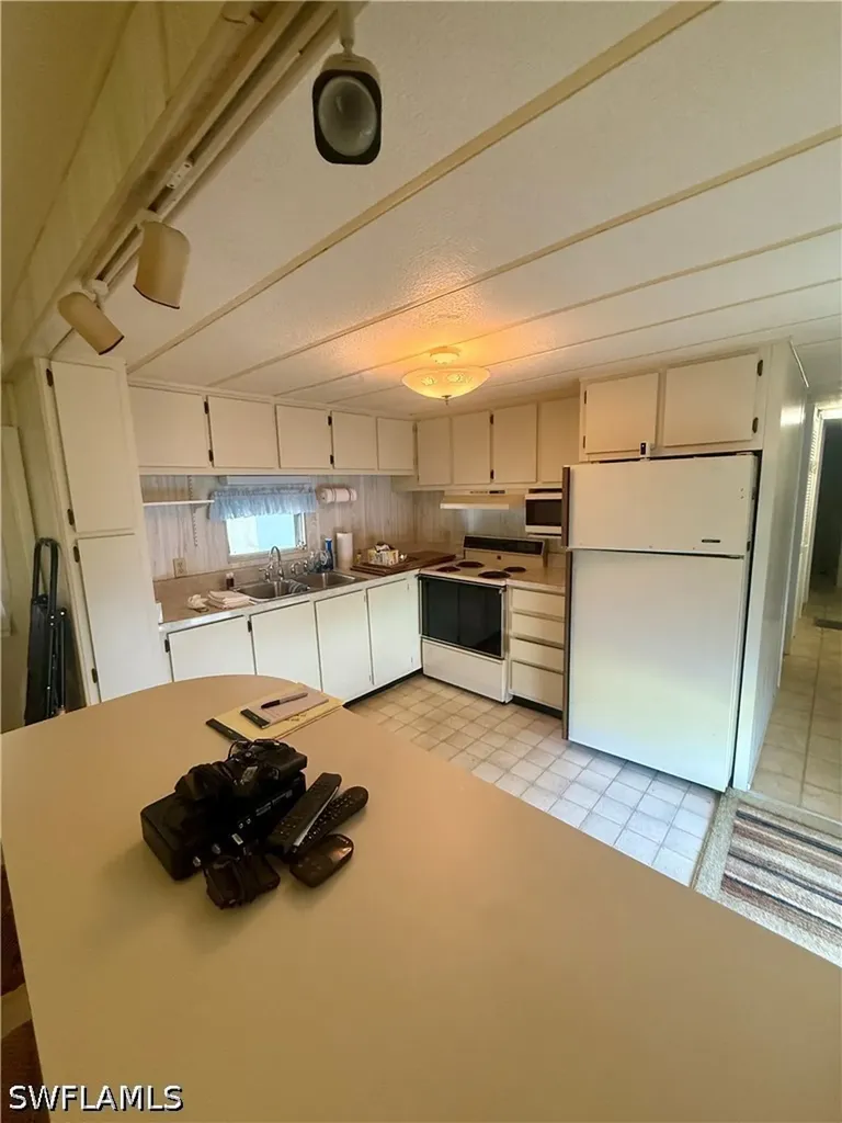 514 Monte Carlo Lane Naples FL 34112