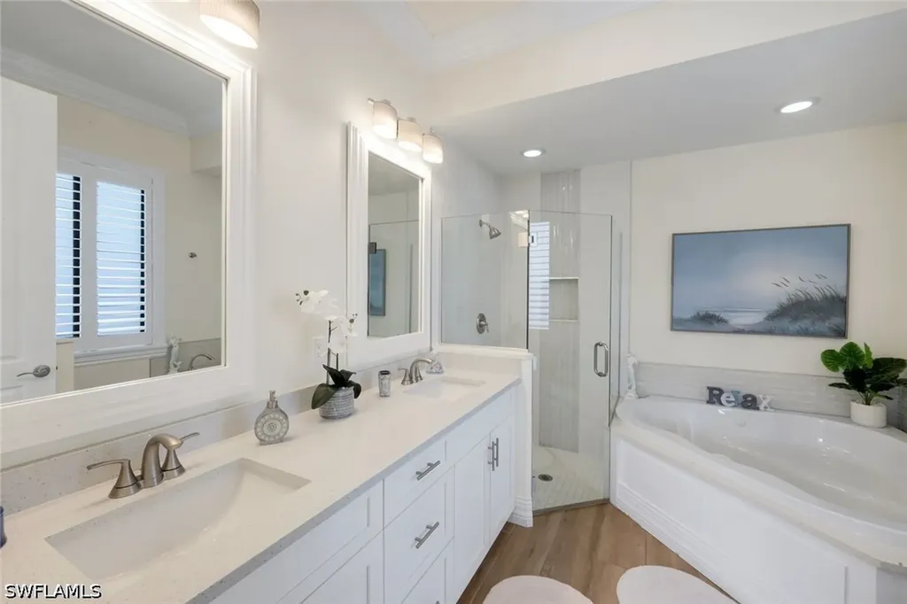631 100th Avenue N Naples FL 34108