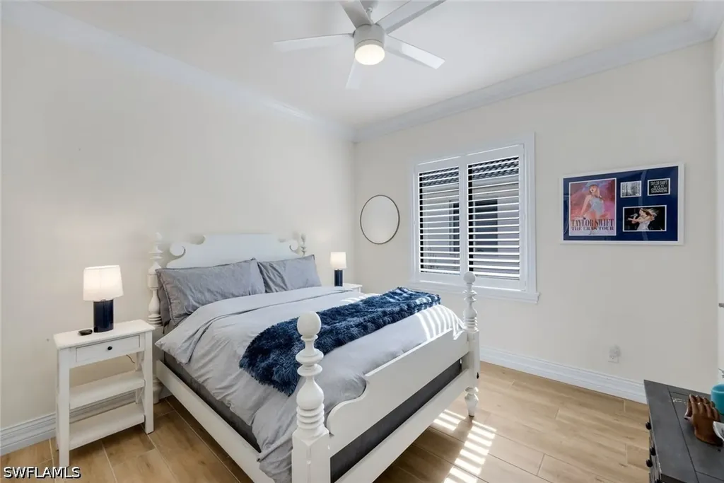 631 100th Avenue N Naples FL 34108