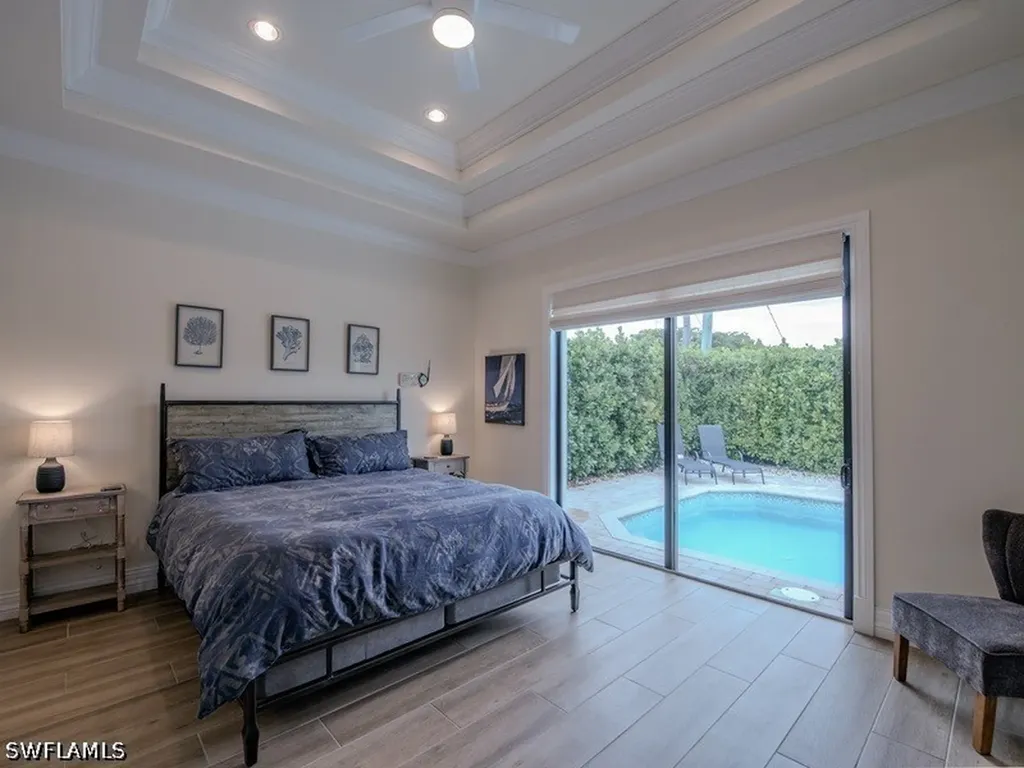 631 100th Avenue N Naples FL 34108