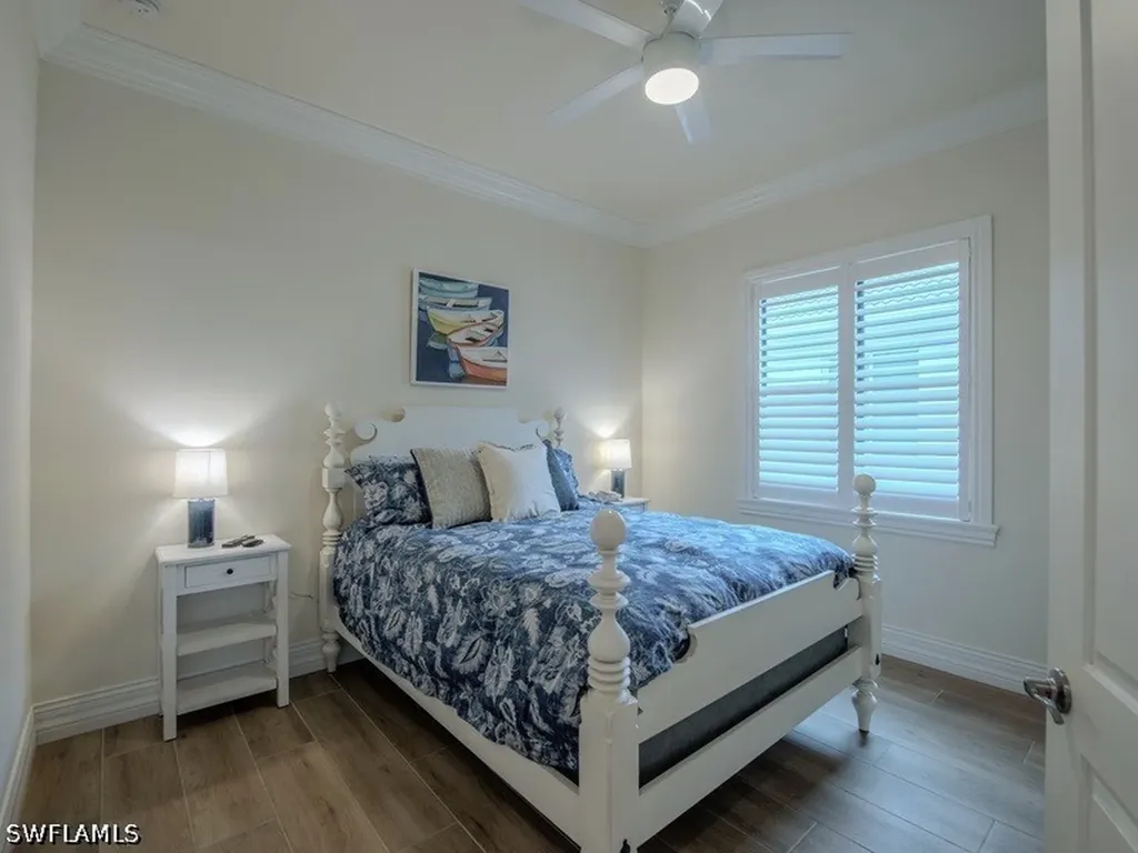 631 100th Avenue N Naples FL 34108