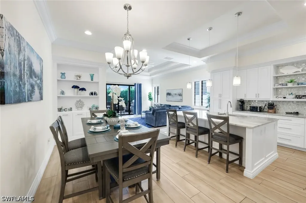 631 100th Avenue N Naples FL 34108
