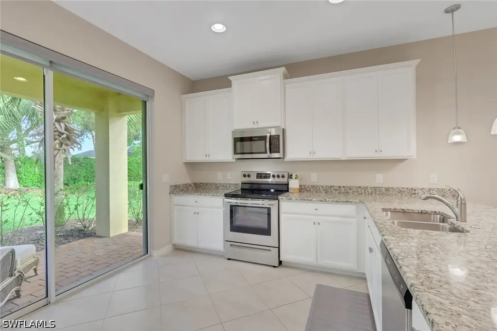 2119 Summersweet Drive Alva FL 33920