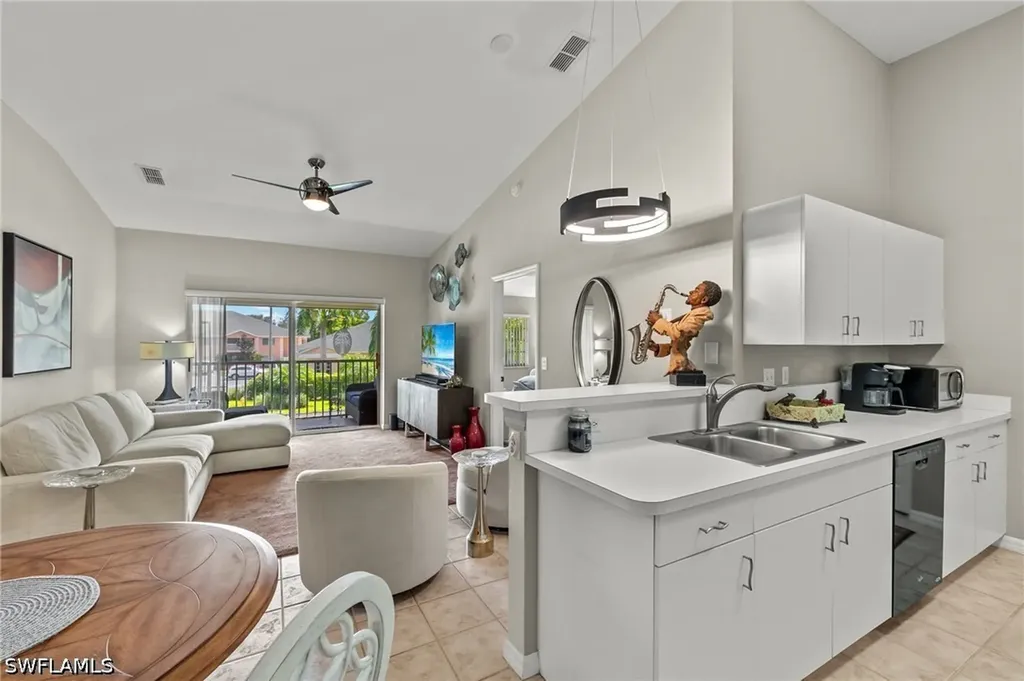 27083 Matheson Avenue Bonita Springs FL 34135
