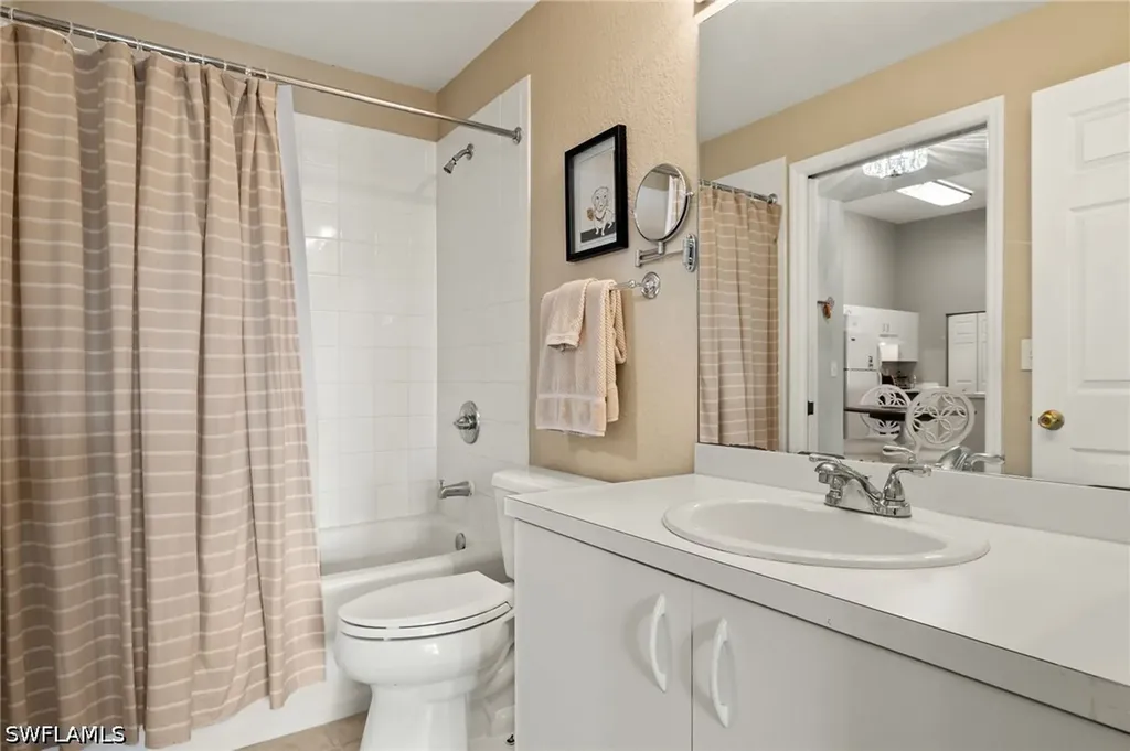 27083 Matheson Avenue Bonita Springs FL 34135