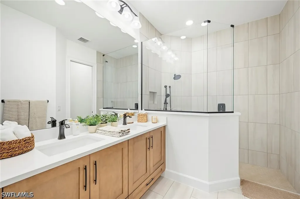 9033 Calypso Court Naples FL 34112