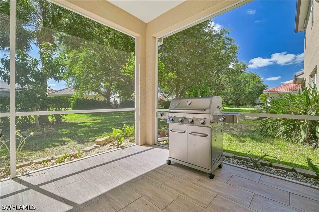 12593 Stone Tower Loop Fort Myers FL 33913
