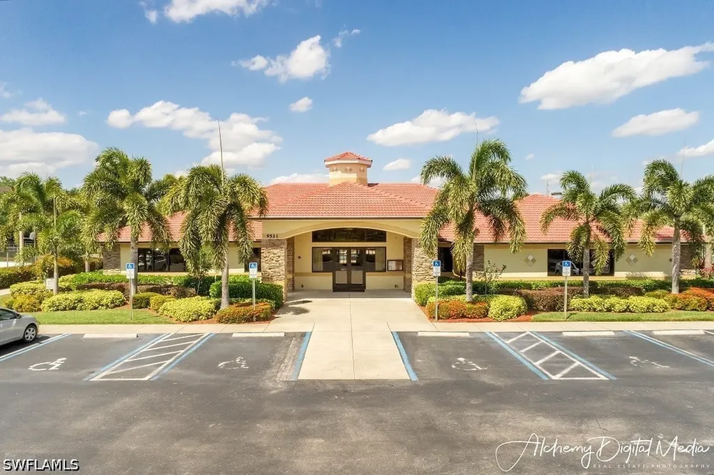 12593 Stone Tower Loop Fort Myers FL 33913