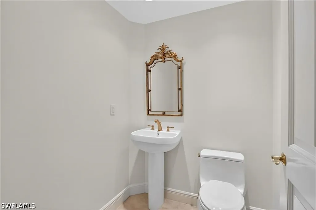 1060 Borghese Lane Naples FL 34114