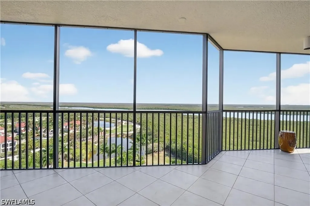 1060 Borghese Lane Naples FL 34114