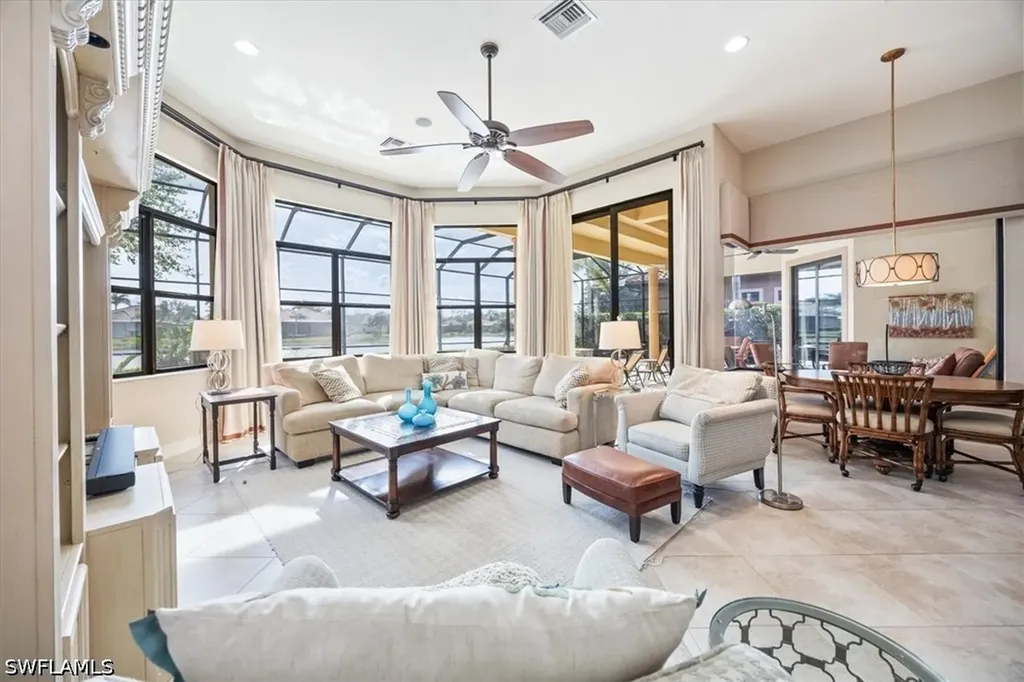 6504 Costa Circle Naples FL 34113
