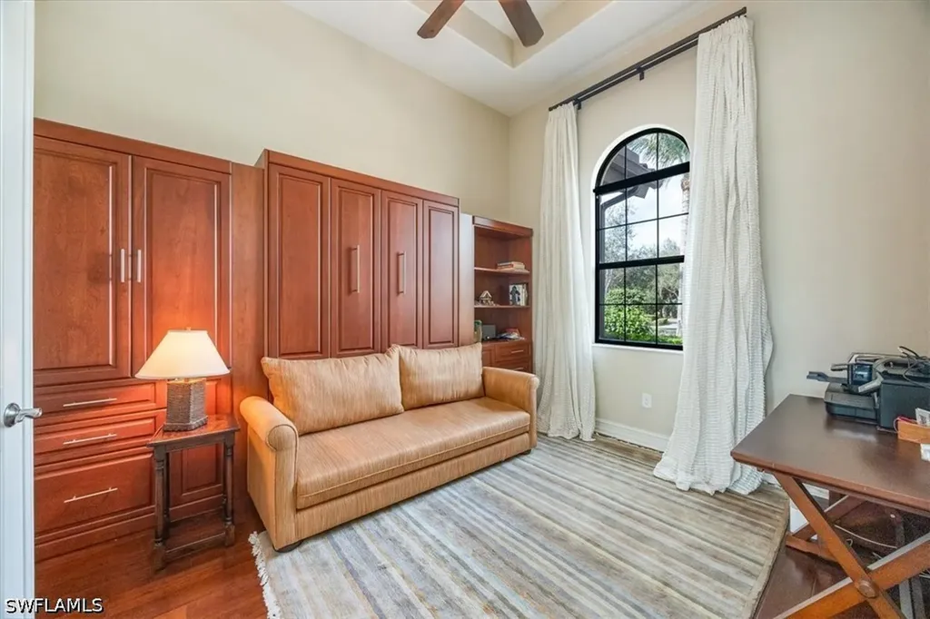 6504 Costa Circle Naples FL 34113