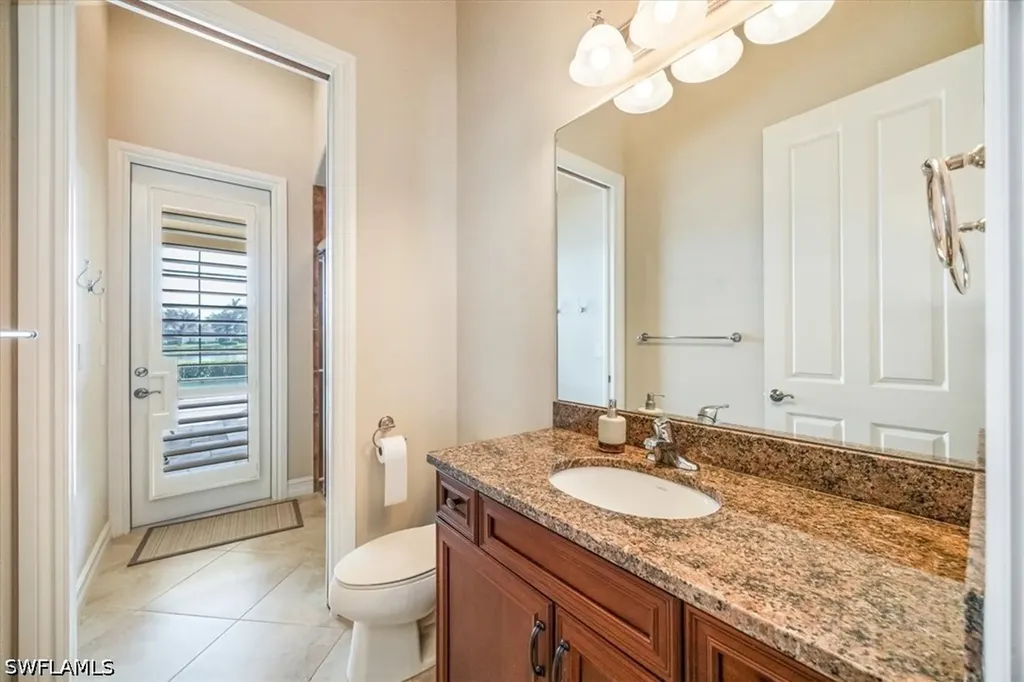 6504 Costa Circle Naples FL 34113