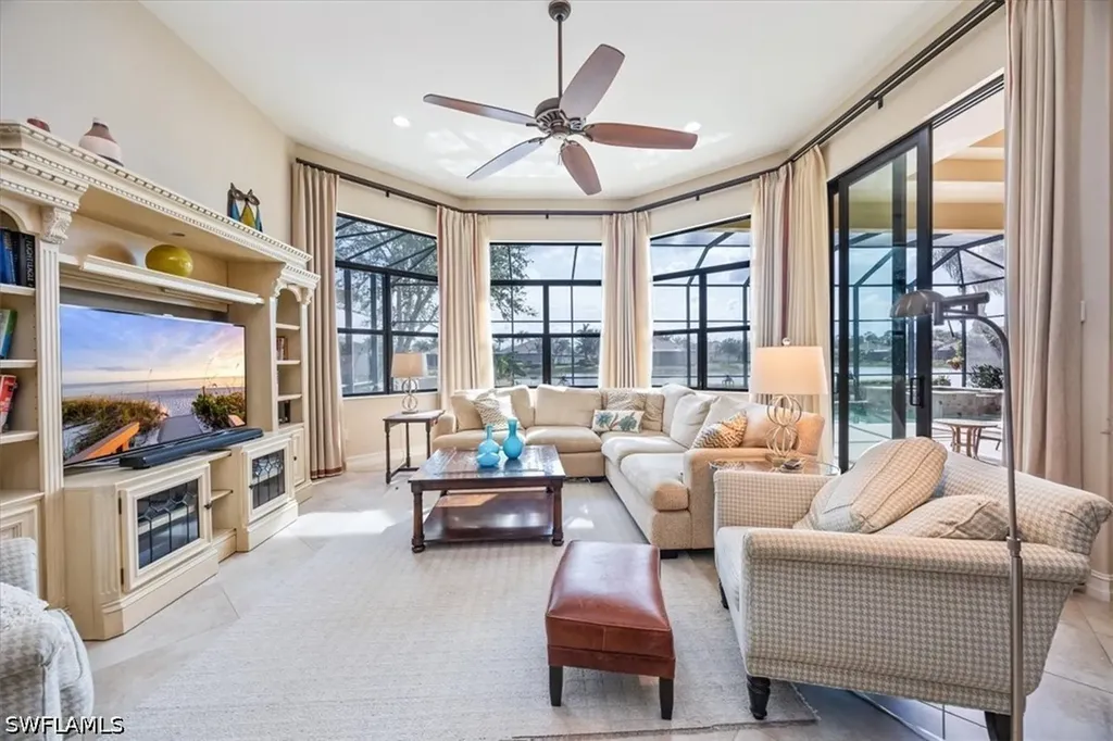 6504 Costa Circle Naples FL 34113