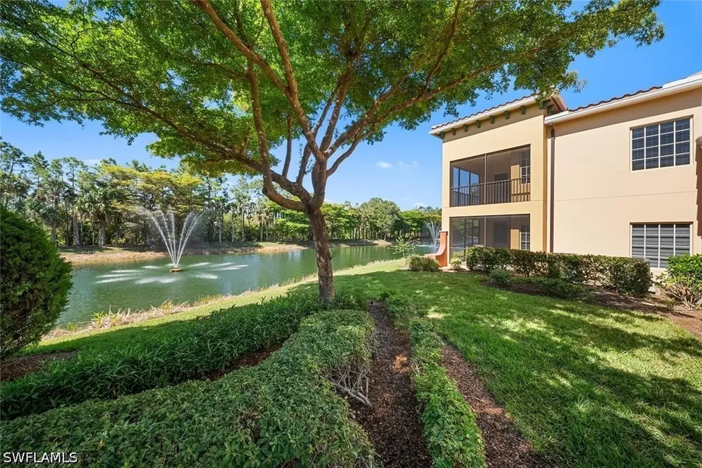 8641 Piazza Del Lago Circle Estero FL 33928
