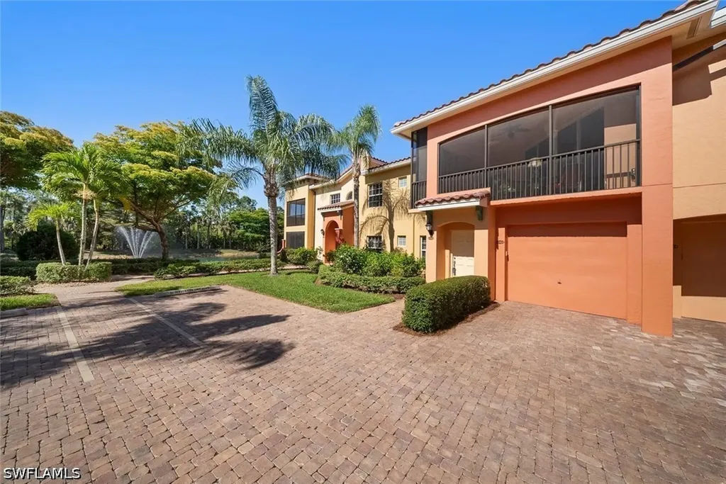 8641 Piazza Del Lago Circle Estero FL 33928