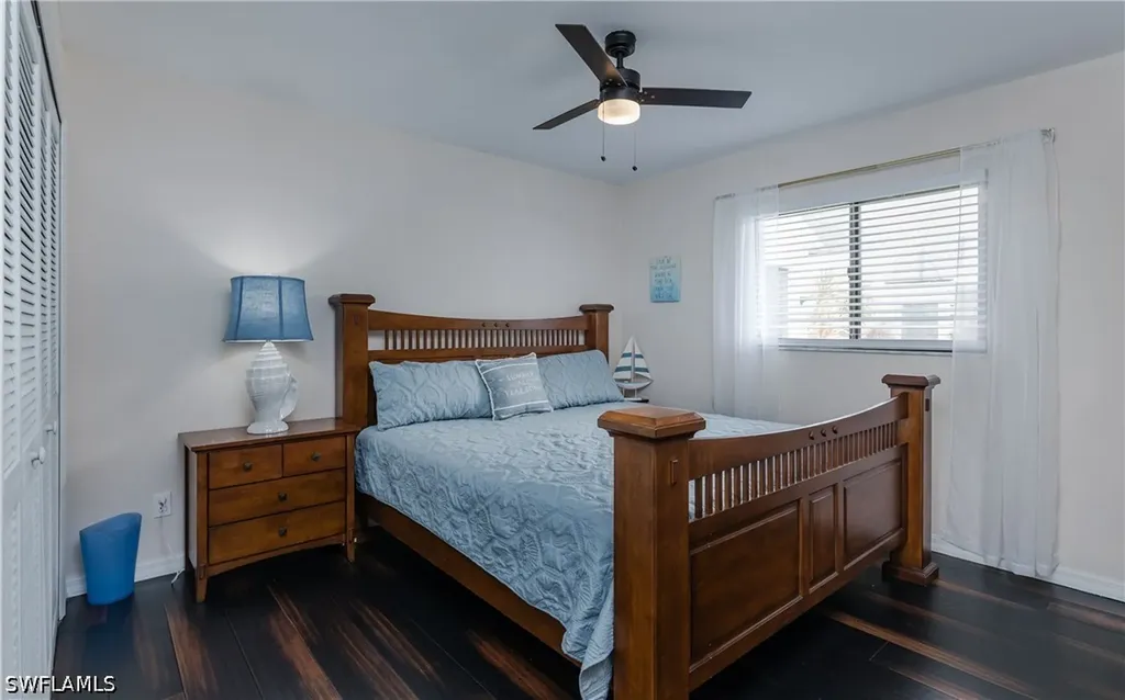 512 SE 33rd Terrace Cape Coral FL 33904