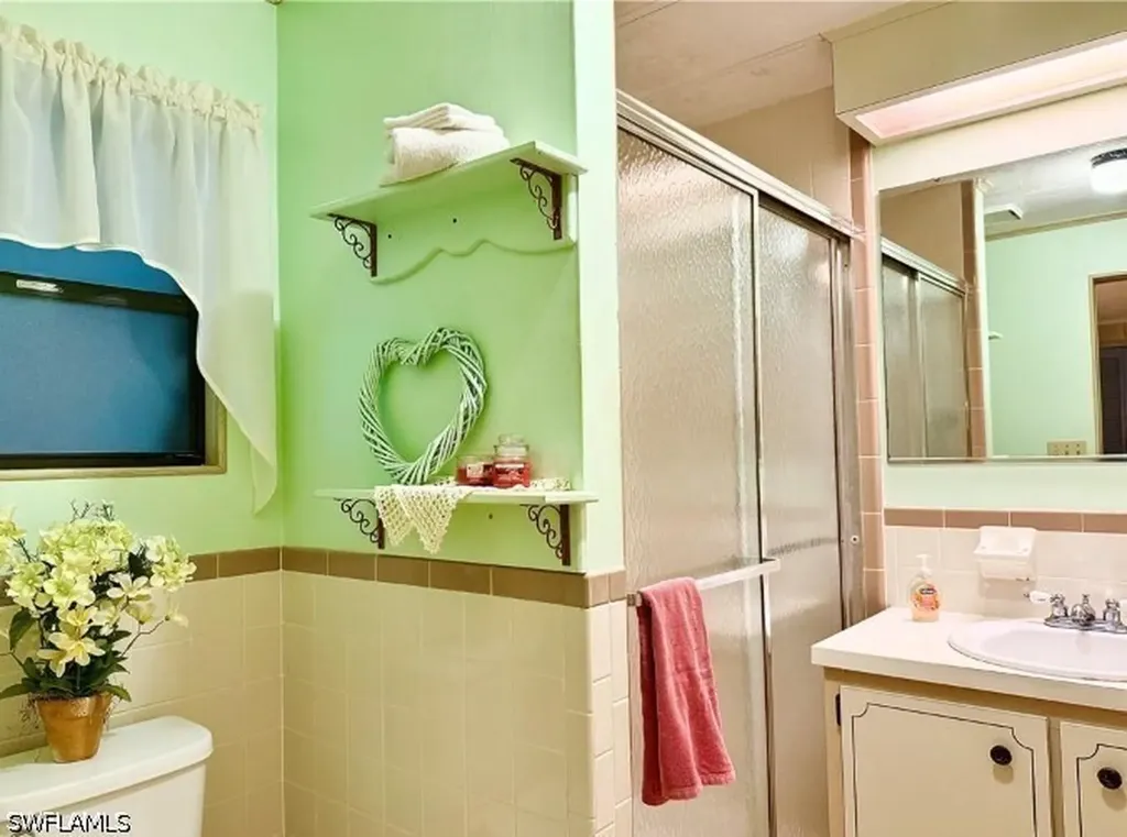 16 Turquoise Avenue Naples FL 34114