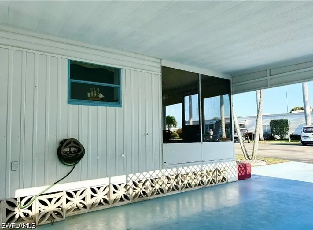 16 Turquoise Avenue Naples FL 34114