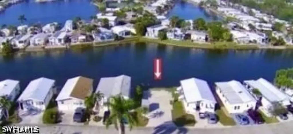 447 Cheetah Drive Naples FL 34114