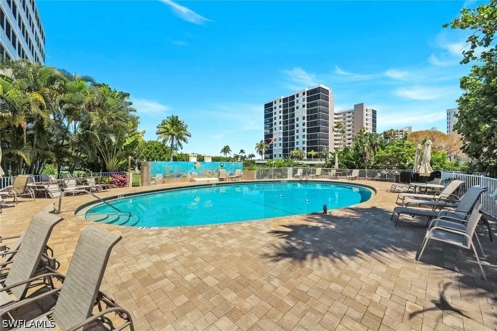 5 Bluebill Avenue Naples FL 34108