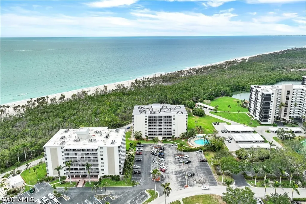 5 Bluebill Avenue Naples FL 34108