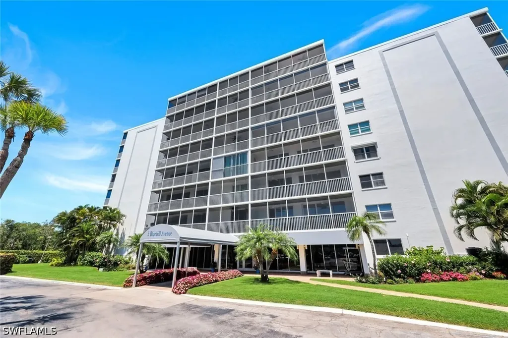 5 Bluebill Avenue Naples FL 34108