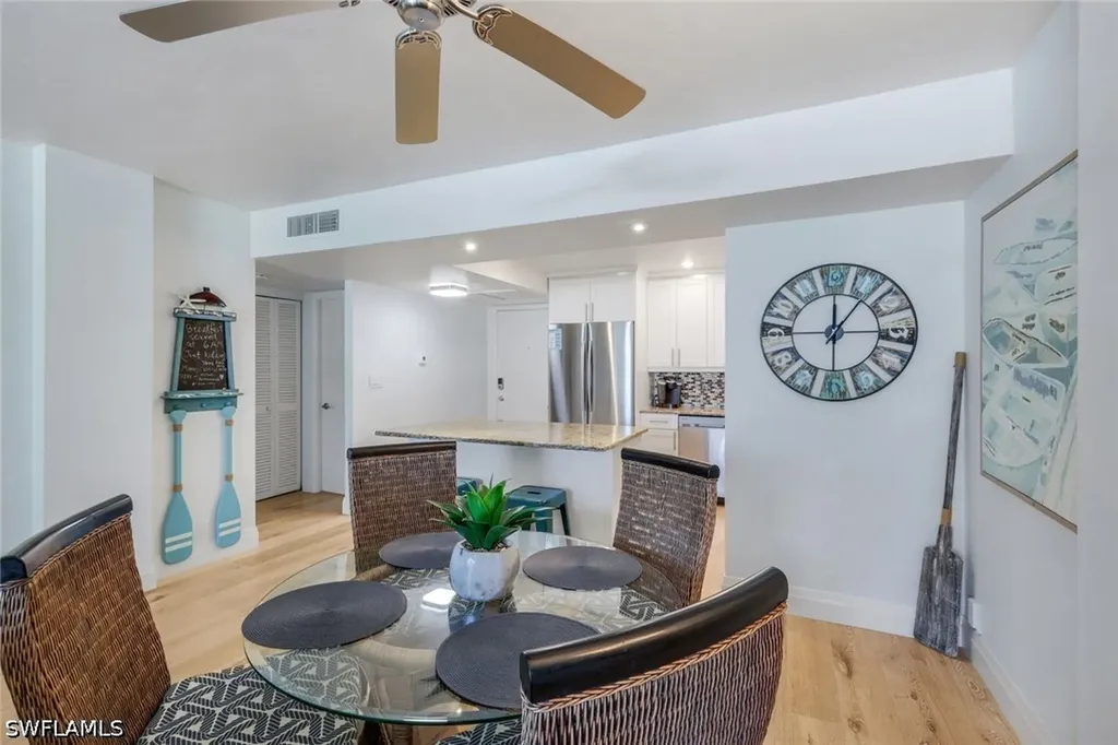 5 Bluebill Avenue Naples FL 34108