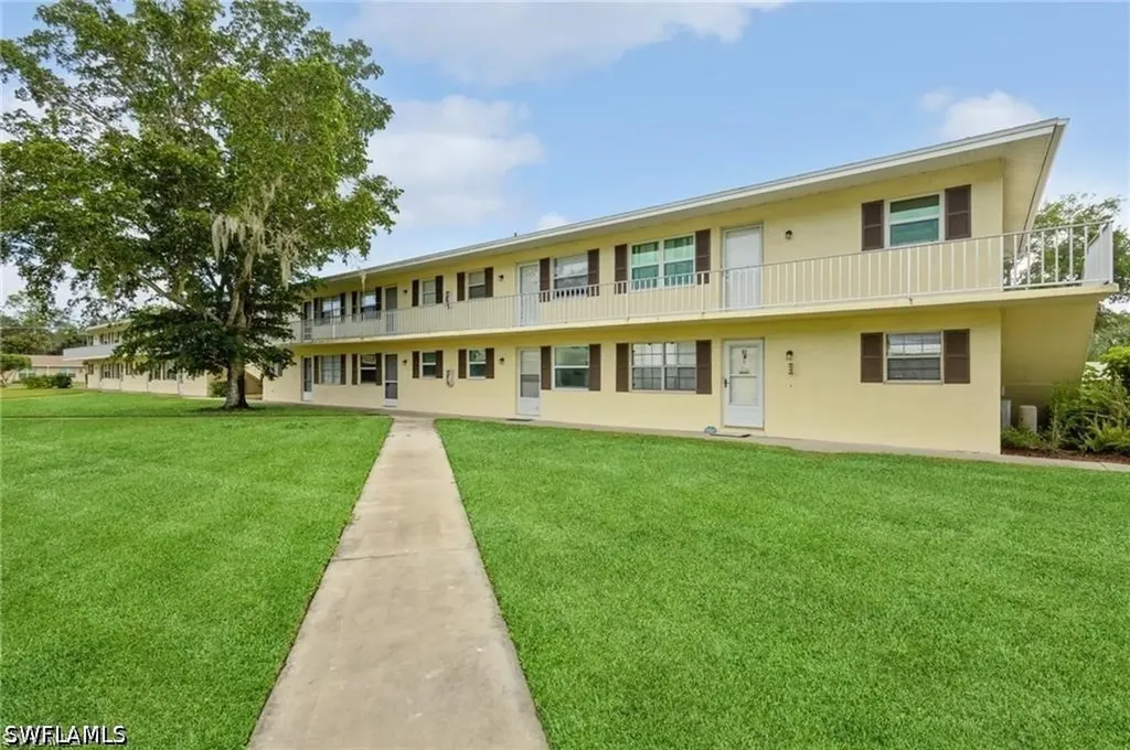 3325 Airport Road N Naples FL 34105