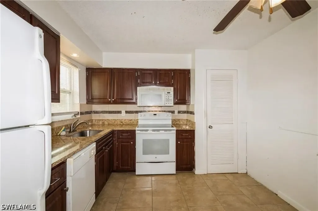 3325 Airport Road N Naples FL 34105