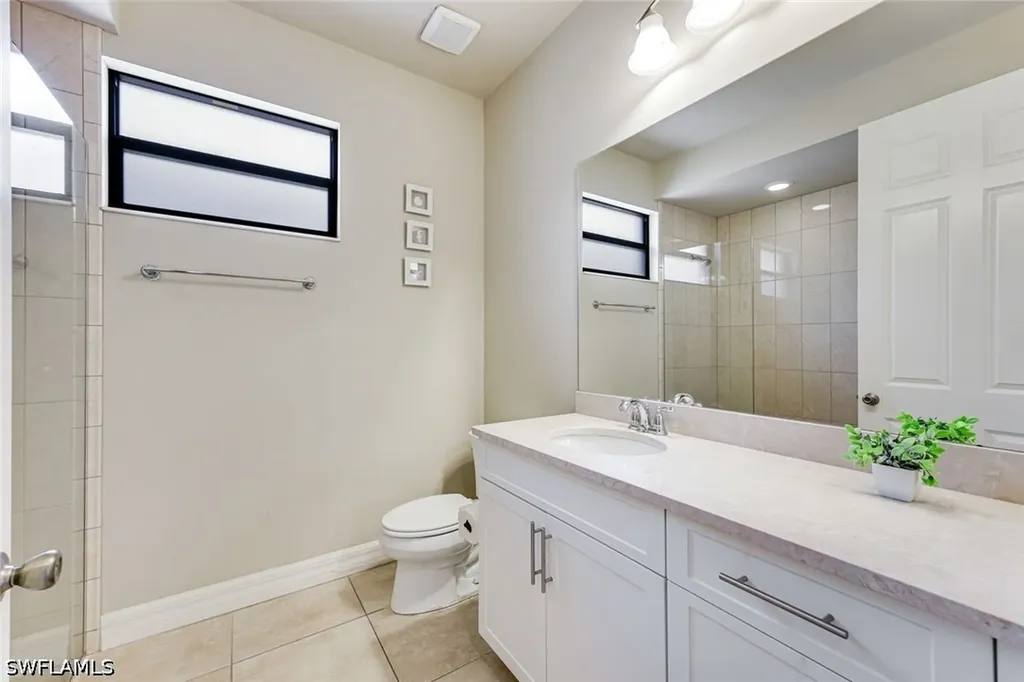 1221 Briarwood Court Naples FL 34104