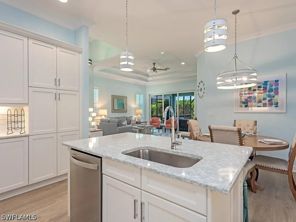 6331 Arriba Avenue Naples FL 34113