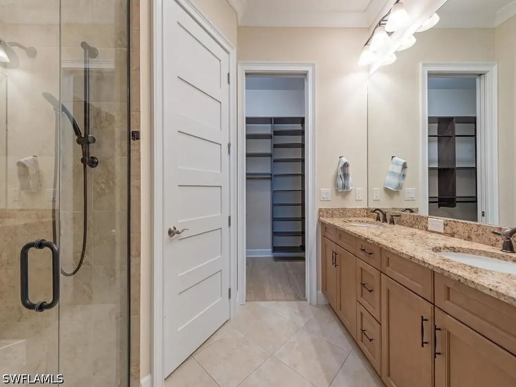 6331 Arriba Avenue Naples FL 34113