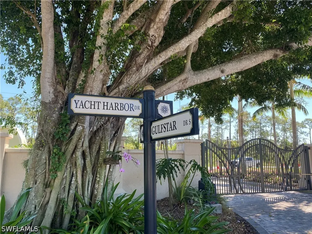 1777 Gulfstar Drive S Naples FL 34112