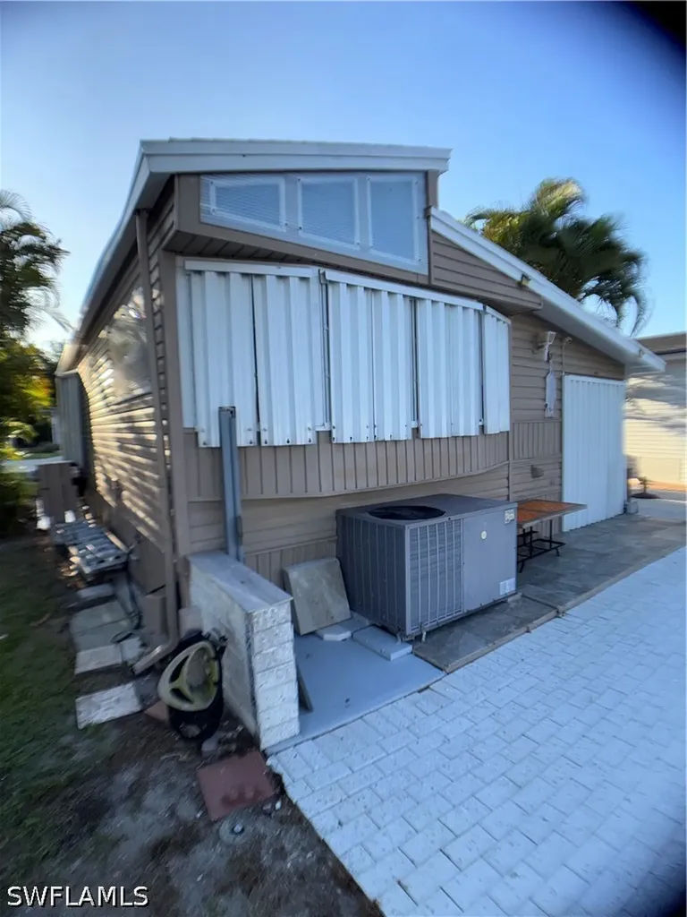 254 Bass Court Naples FL 34145