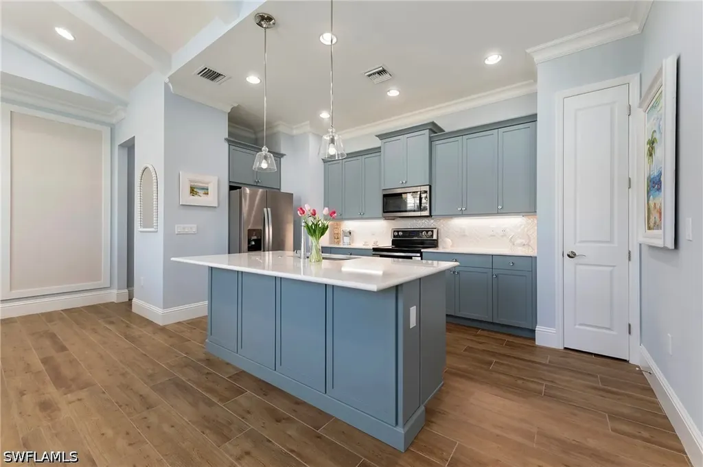 7270 Saona Court Naples FL 34113