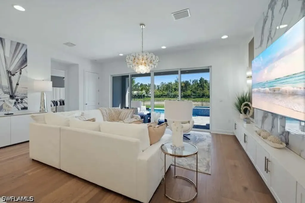 2872 Bloomfield Way Naples FL 34112