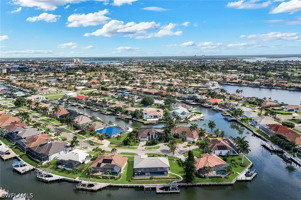 260 Marquesas Court Marco Island FL 34145