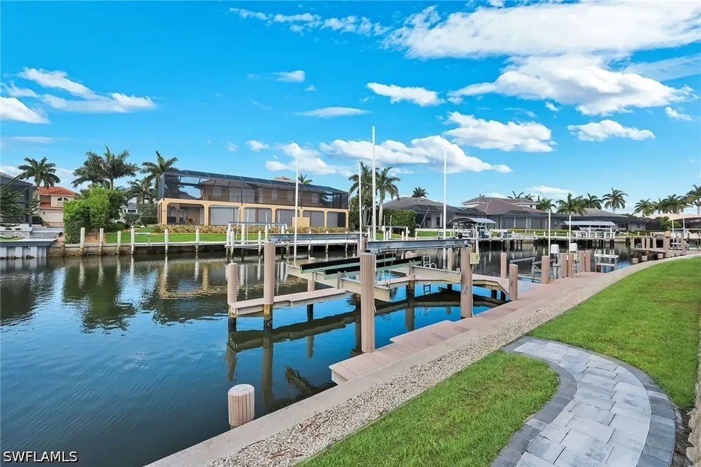 260 Marquesas Court Marco Island FL 34145