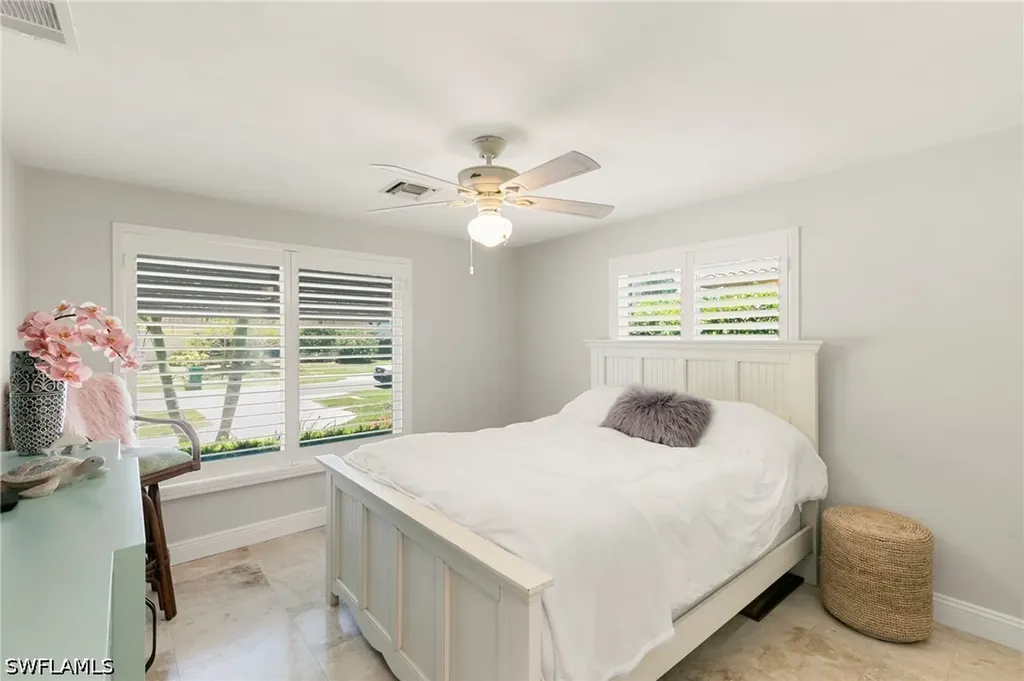 1784 Wavecrest Court Marco Island FL 34145