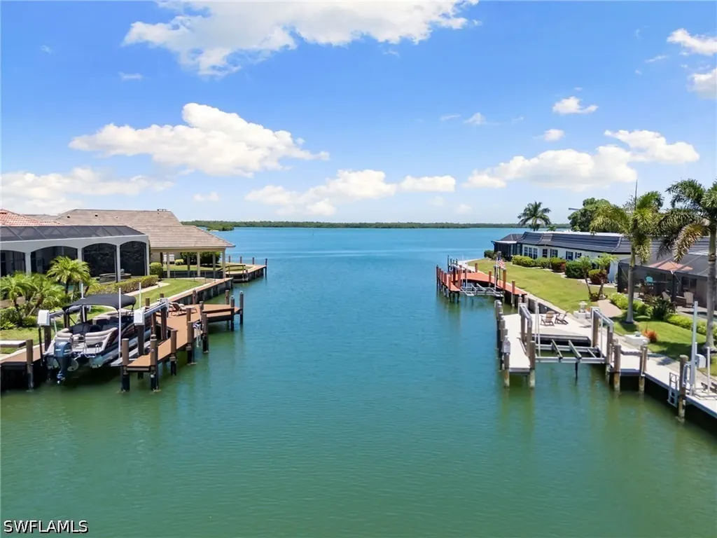 1784 Wavecrest Court Marco Island FL 34145