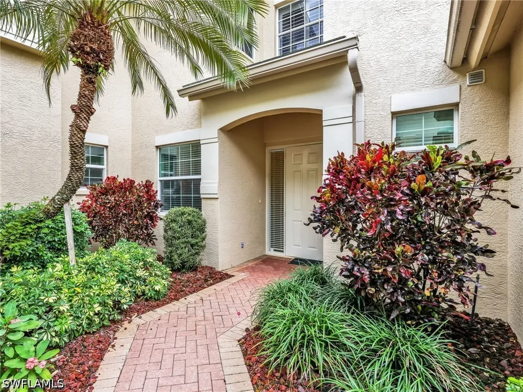 600 Vintage Reserve Lane Naples FL 34119