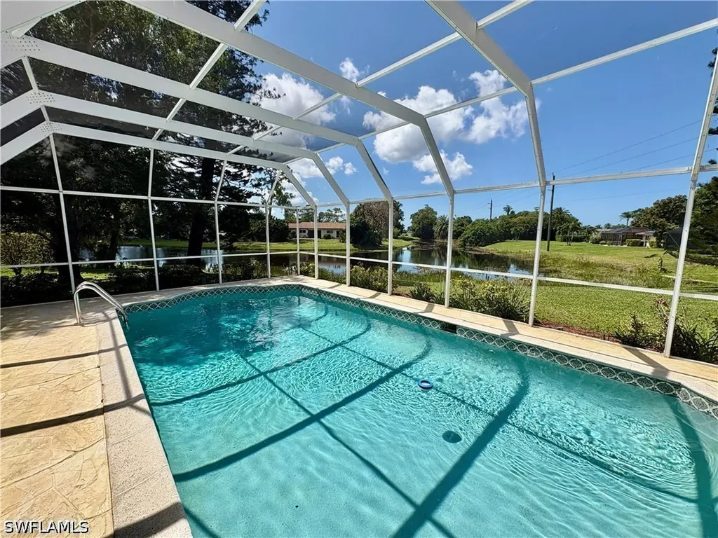2353 Abbey Court Naples FL 34112
