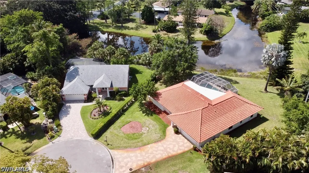 2353 Abbey Court Naples FL 34112