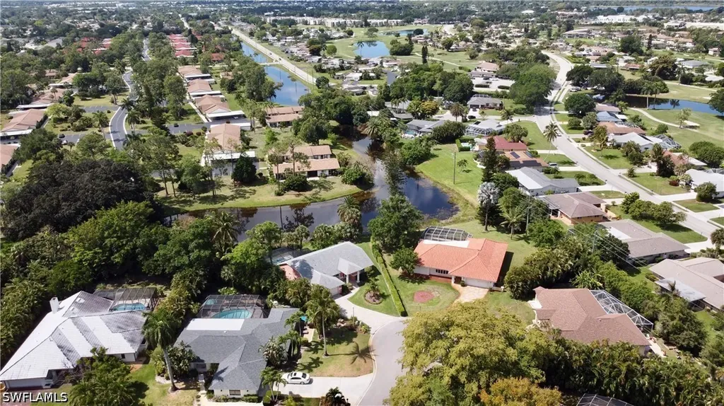 2353 Abbey Court Naples FL 34112