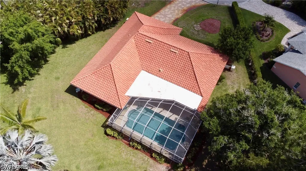 2353 Abbey Court Naples FL 34112