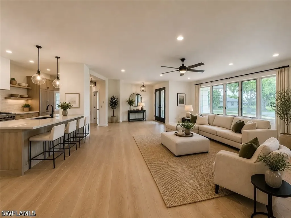 2353 Abbey Court Naples FL 34112