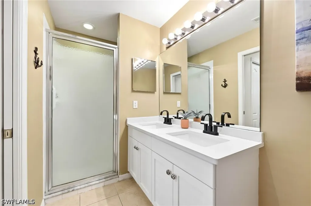 2700 Cypress Trace Circle Naples FL 34119