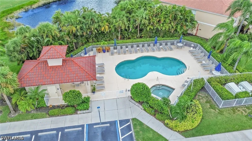 2700 Cypress Trace Circle Naples FL 34119