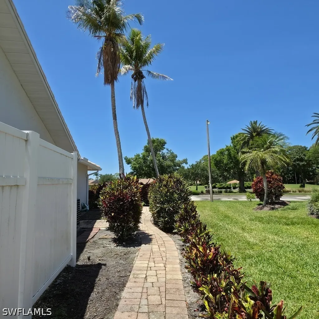 Naples FL 34104